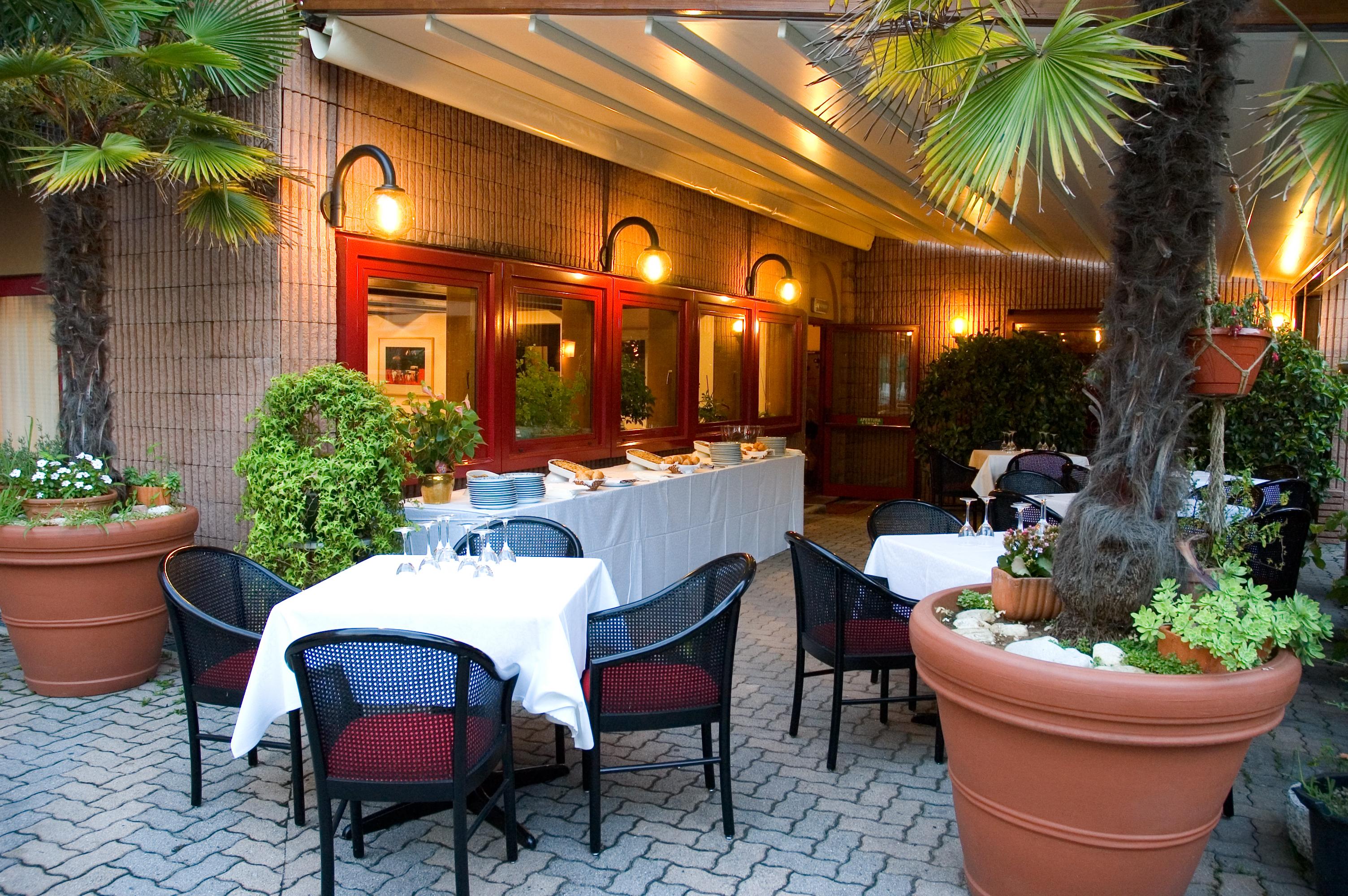 Hotel San Giorgio Удине Экстерьер фото