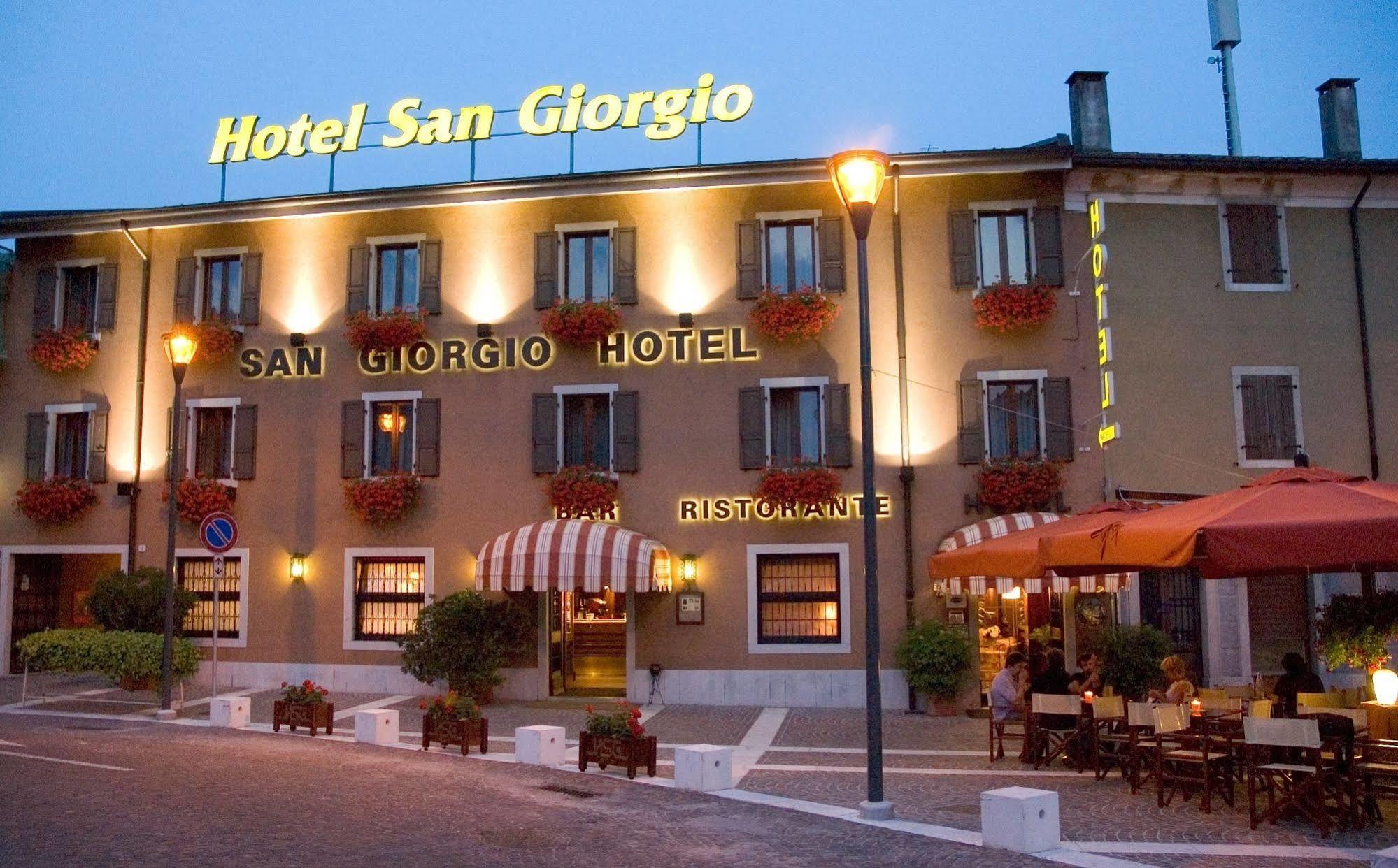 Hotel San Giorgio Удине Экстерьер фото